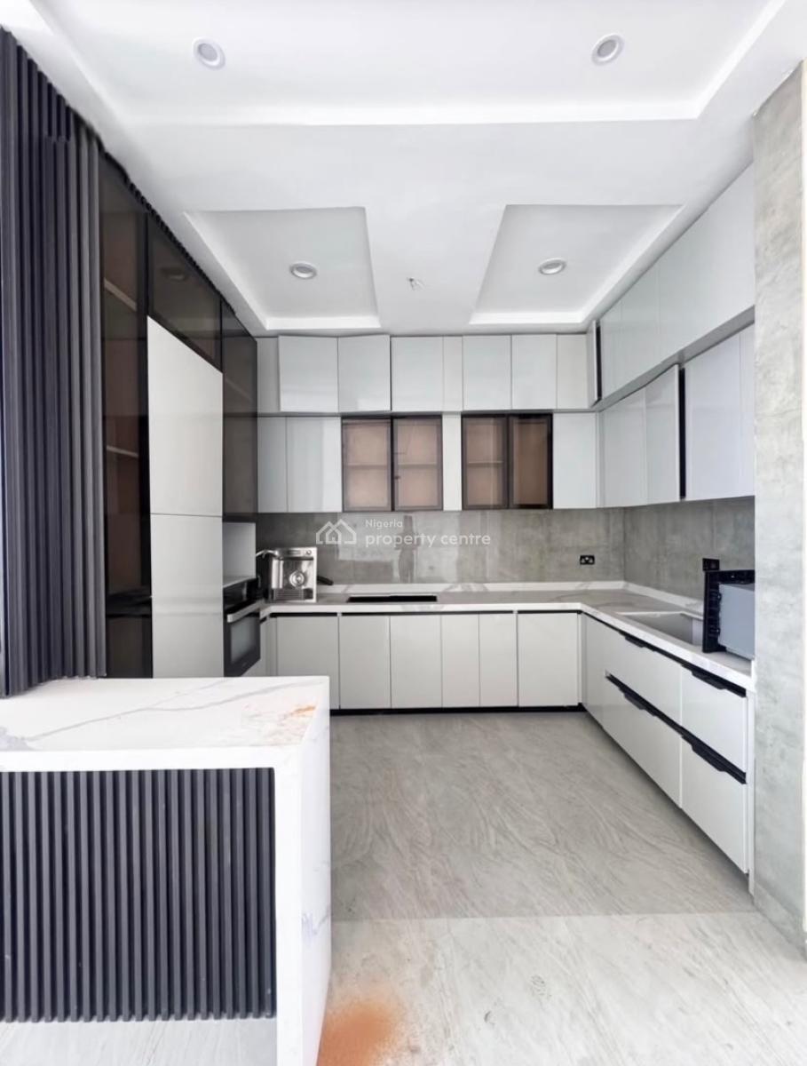 Luxury 2 Bedroom Penthouse with Swimming Pool, Lekki Phase 1, Lekki, Lagos, Flat / Apartment for Rent