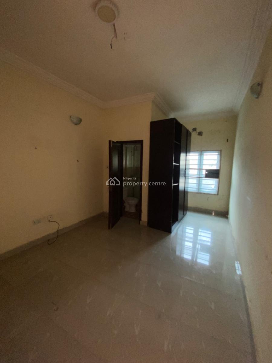 Clean 2 Bedroom Apartment, Lbs, Sangotedo, Ajah, Lagos, Flat / Apartment for Rent