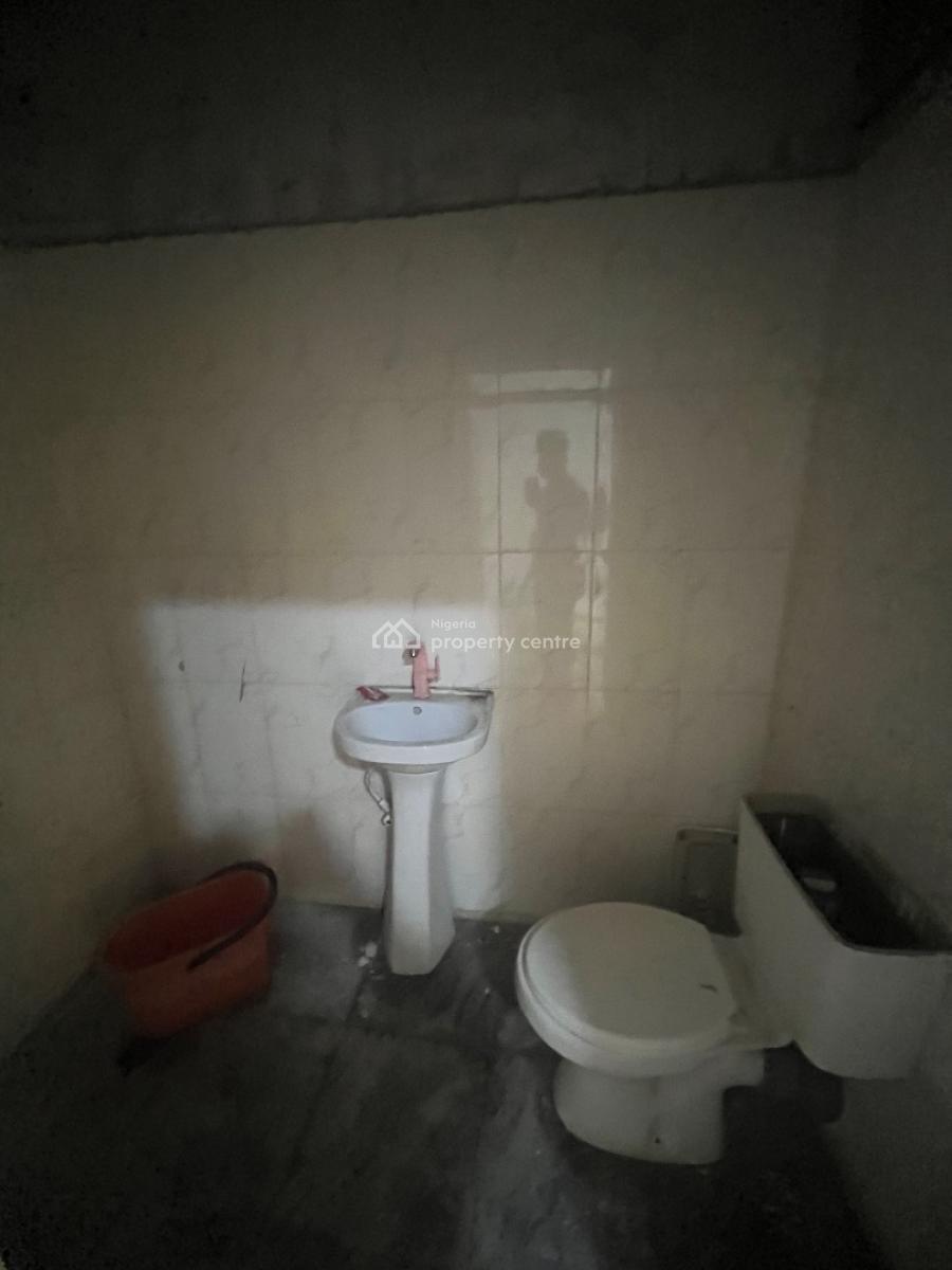 Self Contain., Off Duro Simi Etti, Lekki Phase 1, Lekki, Lagos, Self Contain (single Rooms) for Rent
