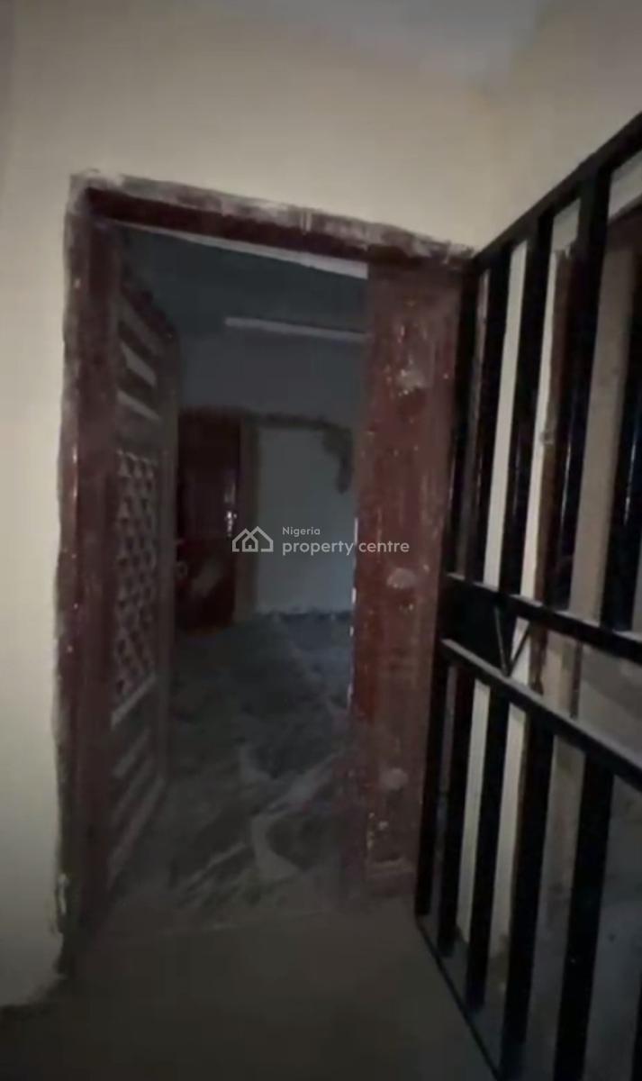 Spacious Decent One Bedroom Apartment, Ilaje, Bariga, Shomolu, Lagos, Mini Flat (room and Parlour) for Rent