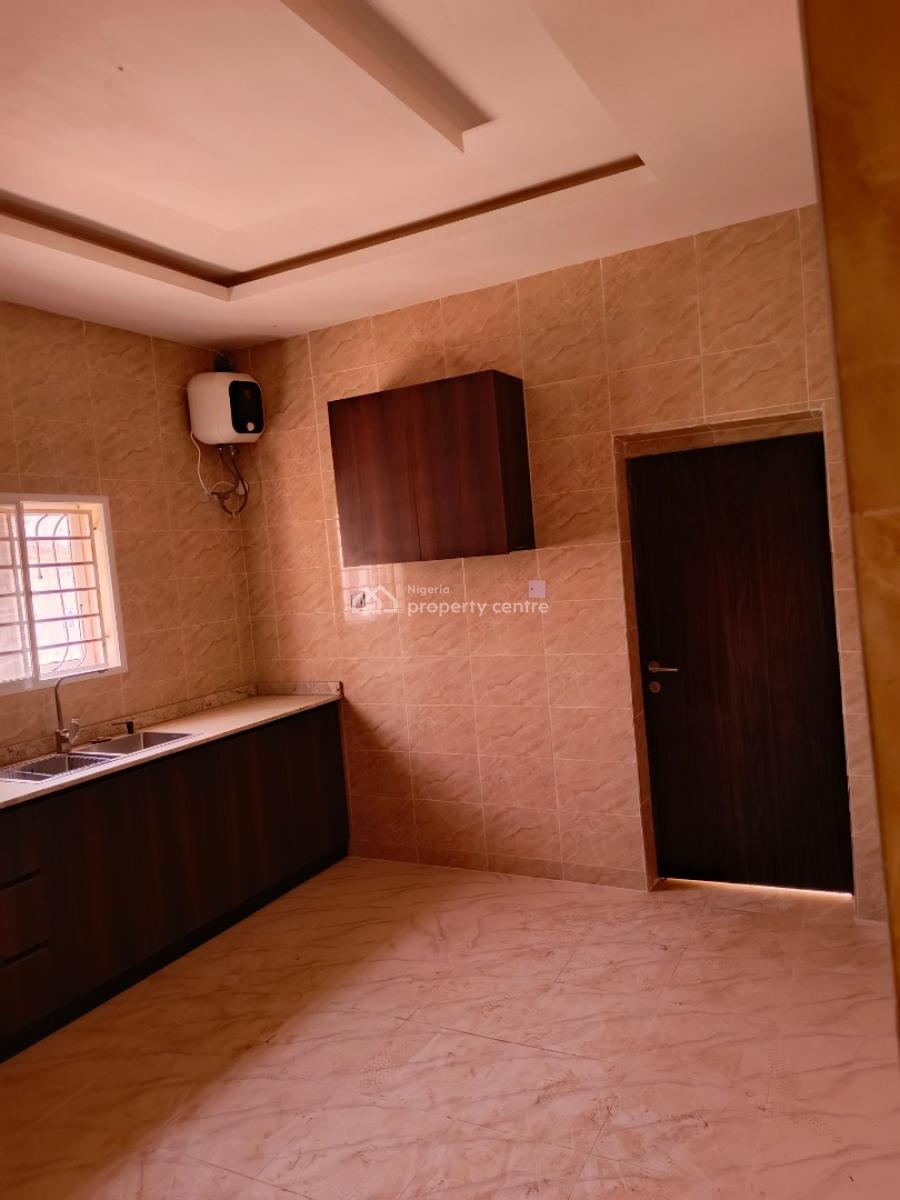 Spacious Brand New 3 Bedroom Flat, By Airport Junction, Jabi, Abuja, Flat / Apartment for Rent