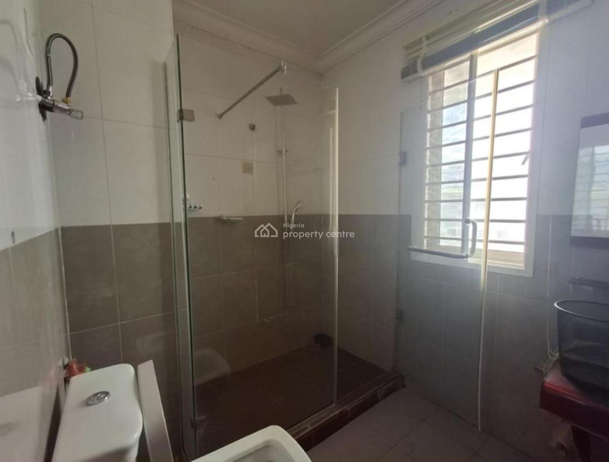 3 Bedroom Luxury Flat with 1 Room Bq, Lekki Phase 1, Lekki, Lagos, Flat / Apartment for Rent