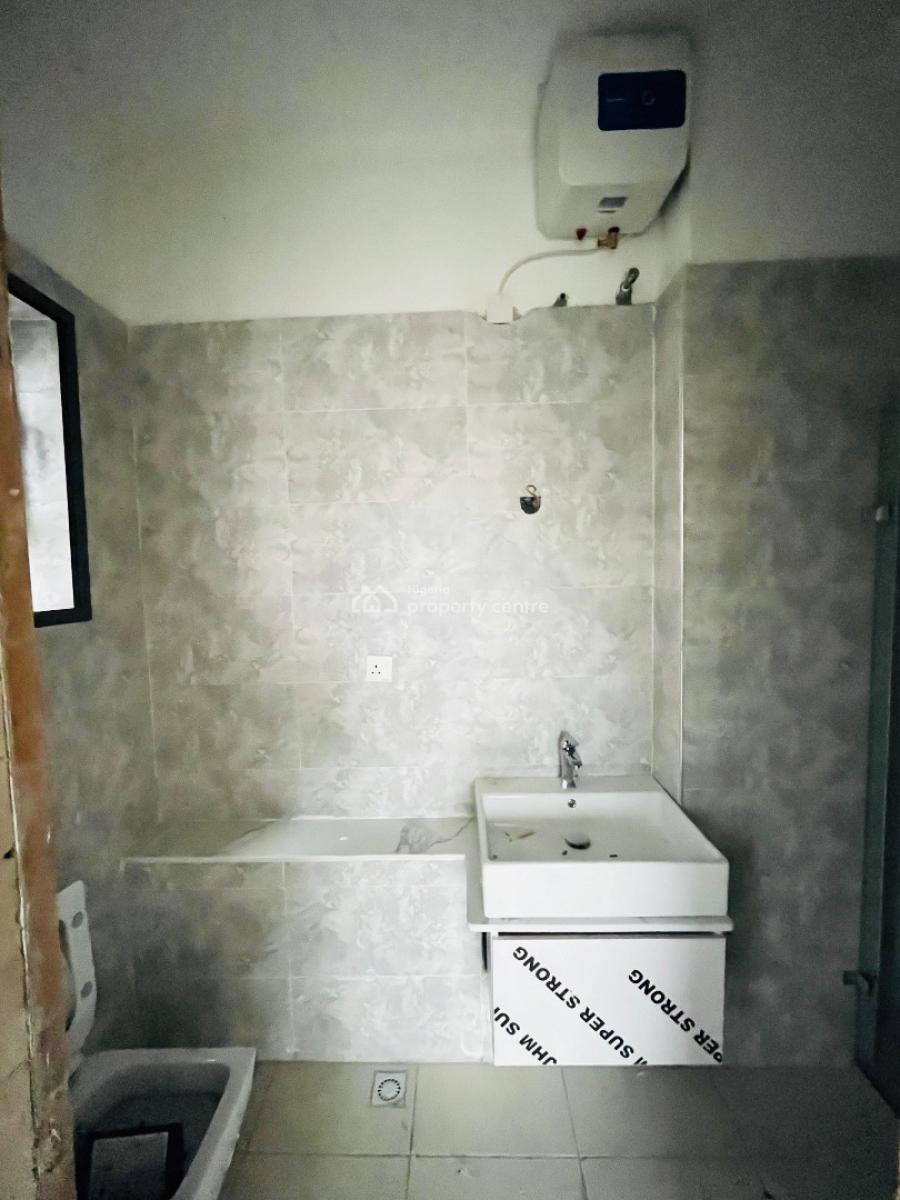 Newly Well Built Luxury 2 Bedroom Apartment with Pool and Gym, Ologolo, Lekki, Lagos, Flat / Apartment for Sale