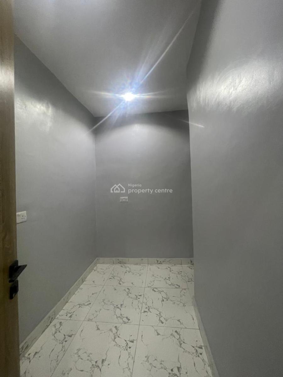 Luxury 4bedroom Maisonette and 3 Bedroom Maisonnettes in with a Bq, Lekki Phase 1, Lekki, Lagos, Terraced Duplex for Rent