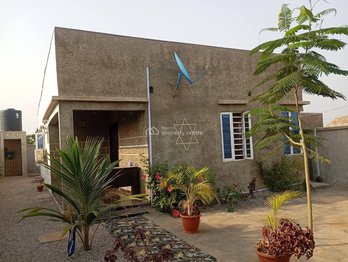 Beautifully Built 3 Bedroom Bungalow on Half Plot, Parafa, Ikorodu, Lagos, Detached Bungalow for Sale