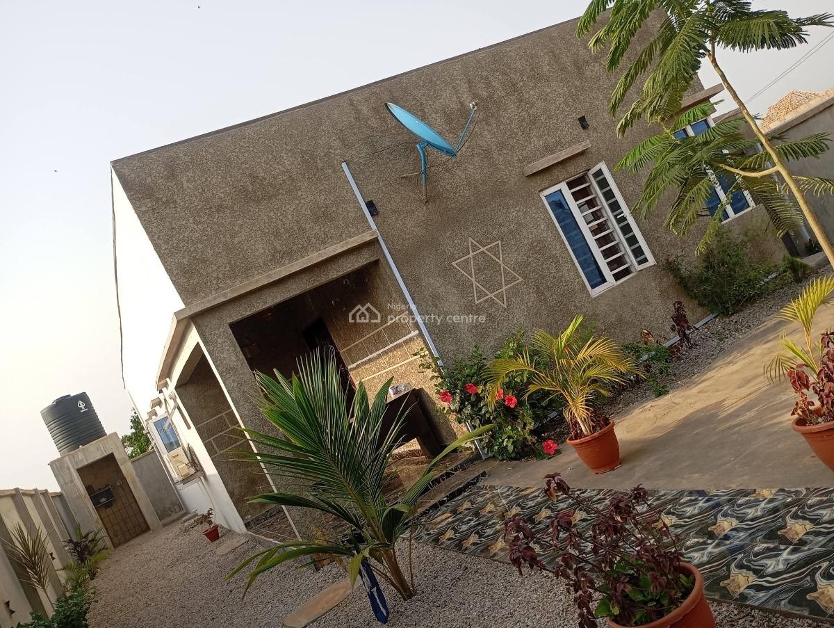 Beautifully Built 3 Bedroom Bungalow on Half Plot, Parafa, Ikorodu, Lagos, Detached Bungalow for Sale