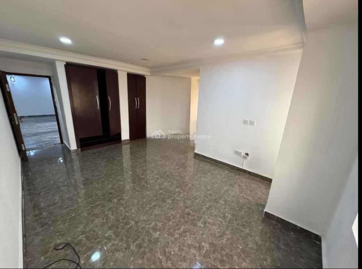 an Executive 3 Bedroom Serviced Apartment with Bq, Lekki Phase 1, Lekki, Lagos, Flat / Apartment for Rent