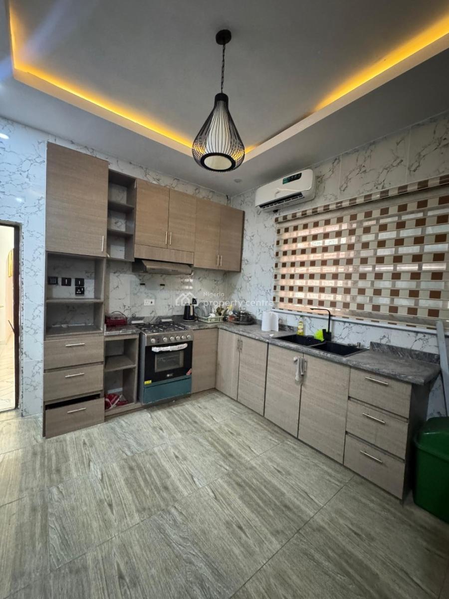 Furnished 1 Bedroom Apartment with Excellent Facilities, Ologolo, Lekki, Lagos, Mini Flat (room and Parlour) for Rent