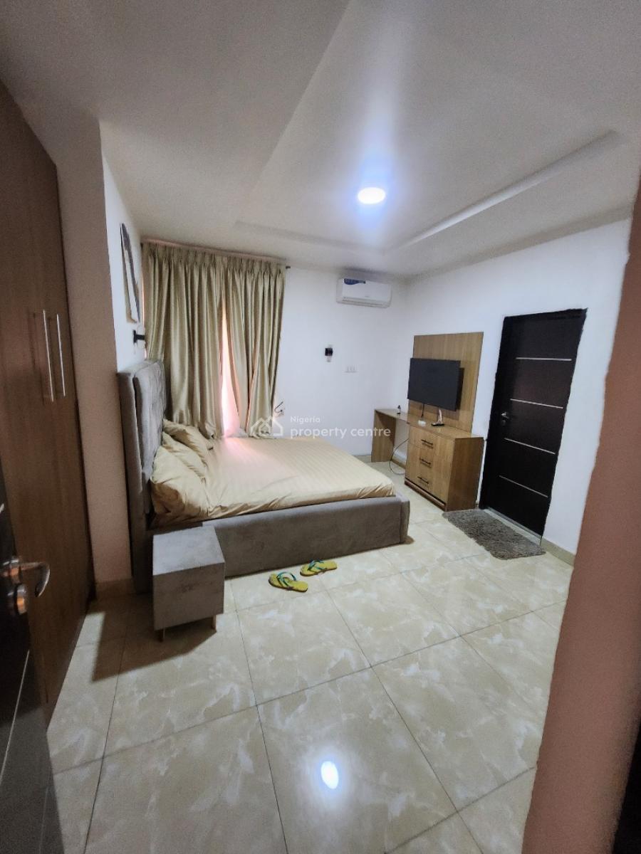Clean Fully Furnished 2 Bedroom Flat,with Tarred Road, Guzape Main By Coza, Guzape District, Abuja, Flat / Apartment for Rent