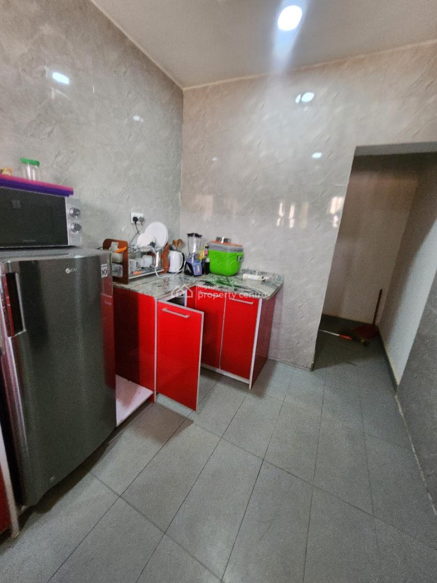 Clean Fully Furnished 2 Bedroom Flat,with Tarred Road, Guzape Main By Coza, Guzape District, Abuja, Flat / Apartment for Rent