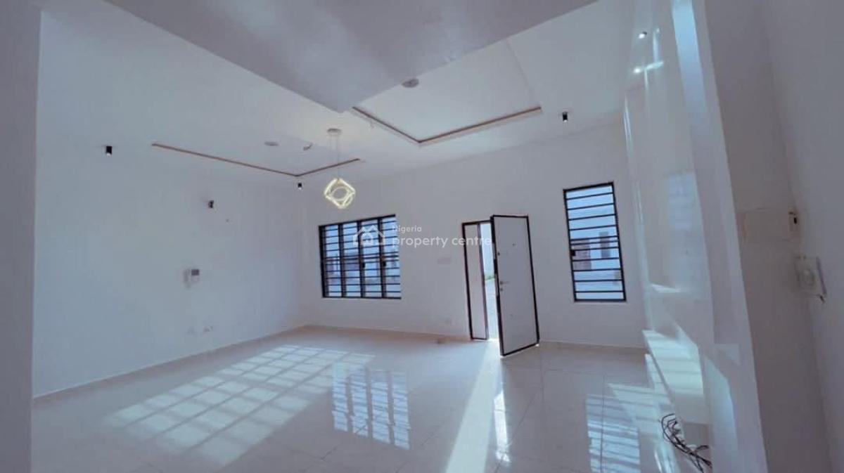 Well Built 3 Bedroom Apartment with Bq, Justice Court 2, Behind Globe Motors, Ologolo, Lekki, Lagos, Flat / Apartment for Sale