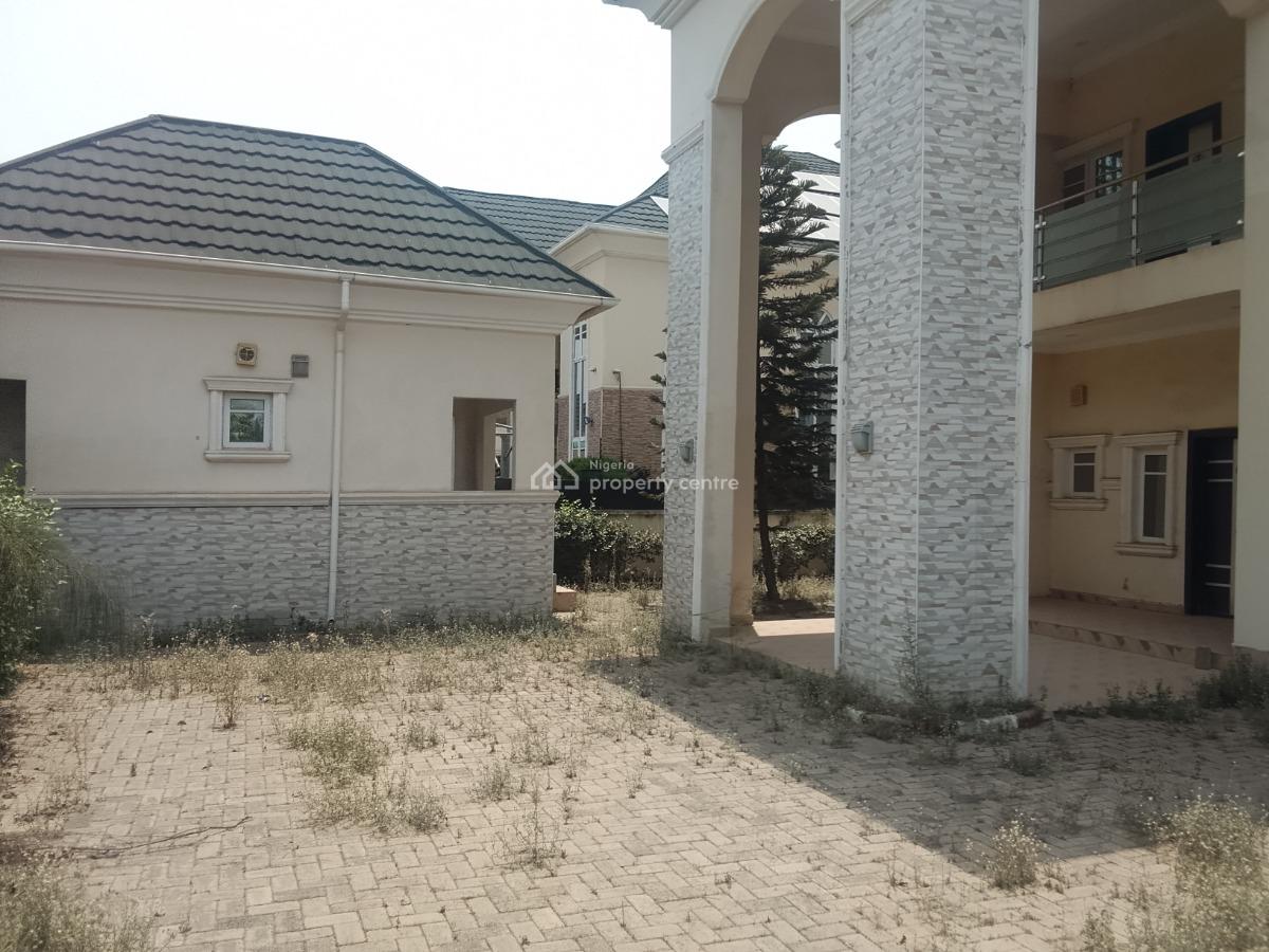 Spacious Five Bedrooms Fully Detached Duplex with One Room Bq, Katampe (main), Katampe, Abuja, Detached Duplex for Sale