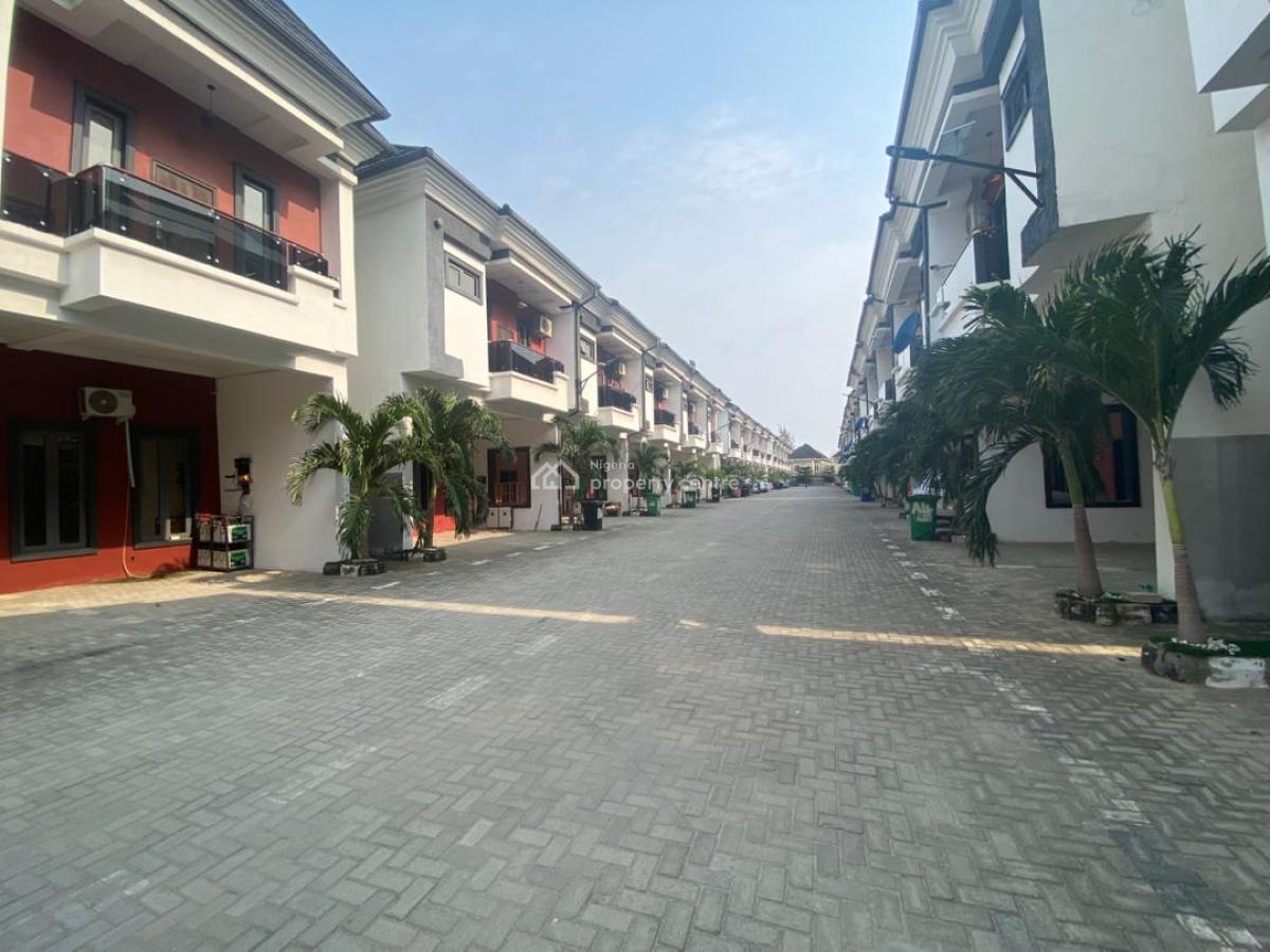 4 Bedroom Terrace Detached, Ikota Villa Estate, Lekki, Lagos, Terraced Duplex for Sale