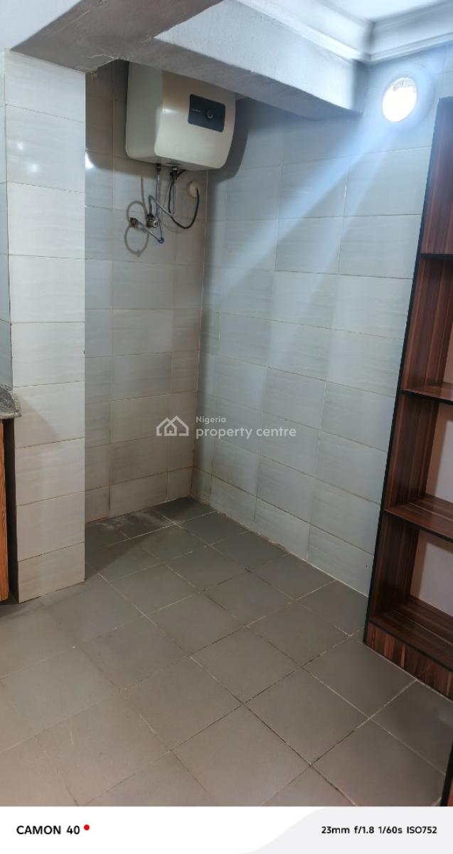 Self Contain with Kitchen and Toilet, Jabi, Abuja, Self Contain (single Rooms) for Rent