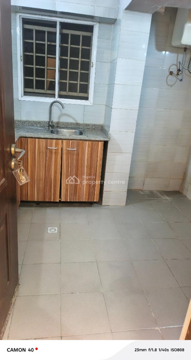 Self Contain with Kitchen and Toilet, Jabi, Abuja, Self Contain (single Rooms) for Rent