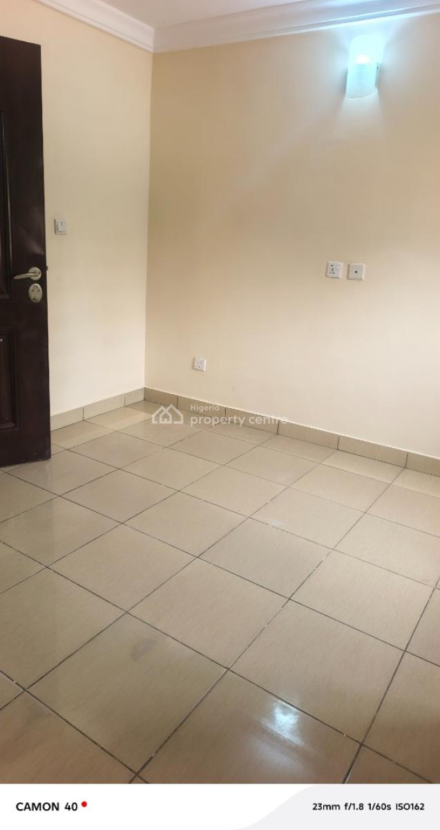 Self Contain with Kitchen and Toilet, Jabi, Abuja, Self Contain (single Rooms) for Rent
