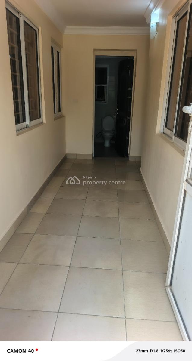 Self Contain with Kitchen and Toilet, Jabi, Abuja, Self Contain (single Rooms) for Rent