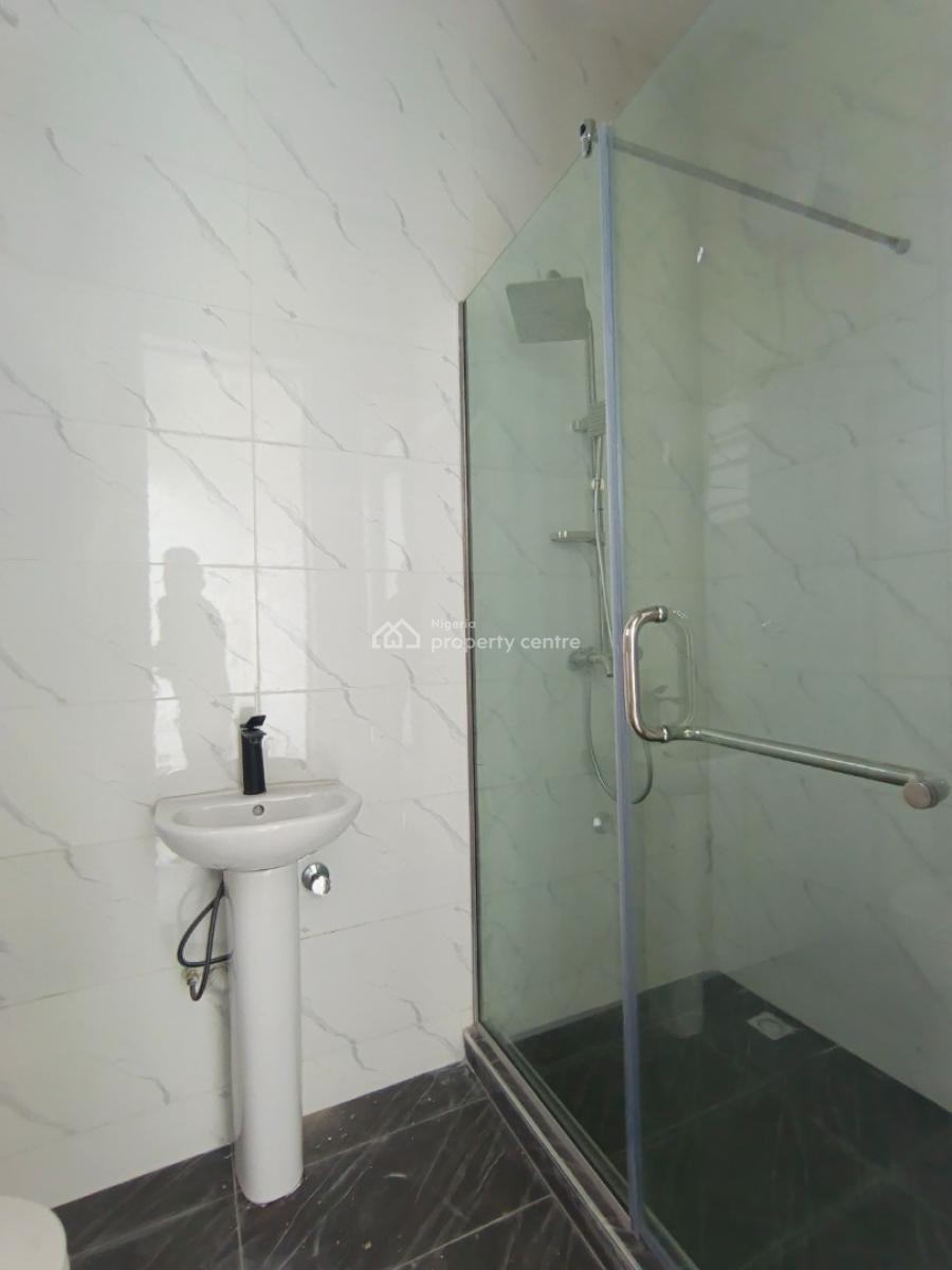 a 2 Bedroom Flat, Opposite Chevron, After Agungi, By Igbeofon, Lekki, Lagos, Flat / Apartment for Rent