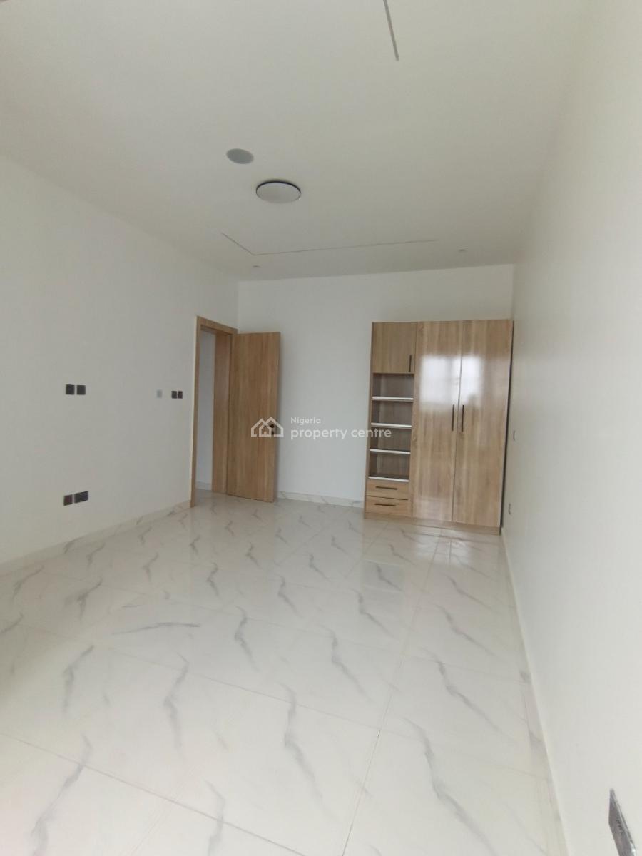 a 2 Bedroom Flat, Opposite Chevron, After Agungi, By Igbeofon, Lekki, Lagos, Flat / Apartment for Rent