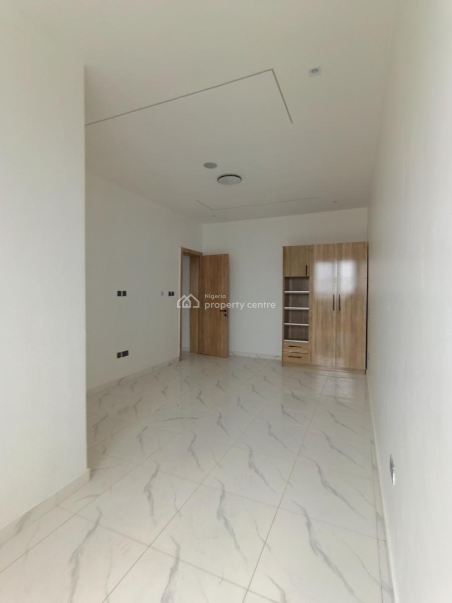 a 2 Bedroom Flat, Opposite Chevron, After Agungi, By Igbeofon, Lekki, Lagos, Flat / Apartment for Rent