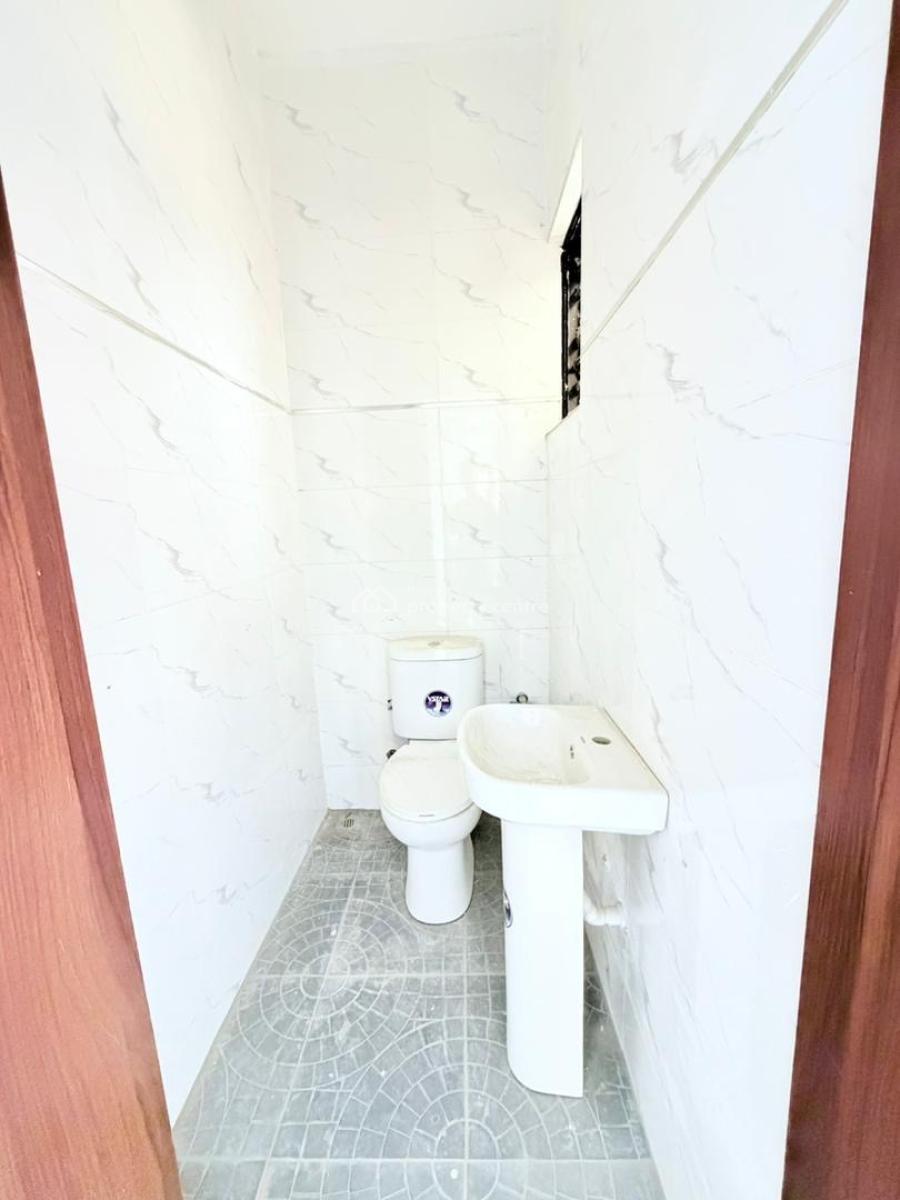 2 Bedrooms Apartment, Thomas Estate, Ajah, Lagos, Flat / Apartment for Sale