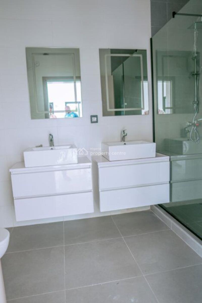 Executive Standard 3 Bedroom Flat Apartment, Adeniyi Jones, Ikeja, Lagos, Flat / Apartment for Sale