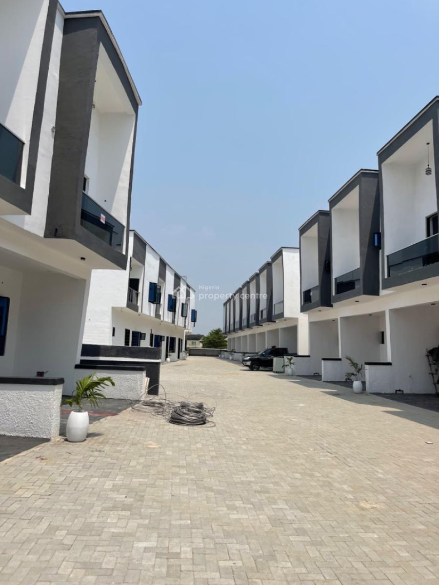 Luxury 3bed Terrace  Duplex and Bq, Abraham Adesanya Atlantic Layout, Lekki Expressway, Lekki, Lagos, Terraced Duplex for Sale