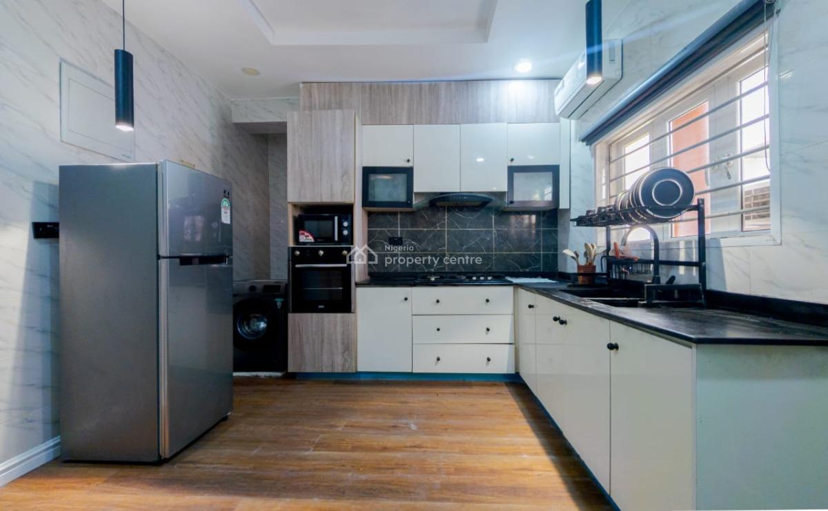 Stunning 3-bedroom City-view Maisonette Apartment, Rowland Court, Kizz Daniel Close, Ikate, Lekki, Lagos, Flat / Apartment Short Let