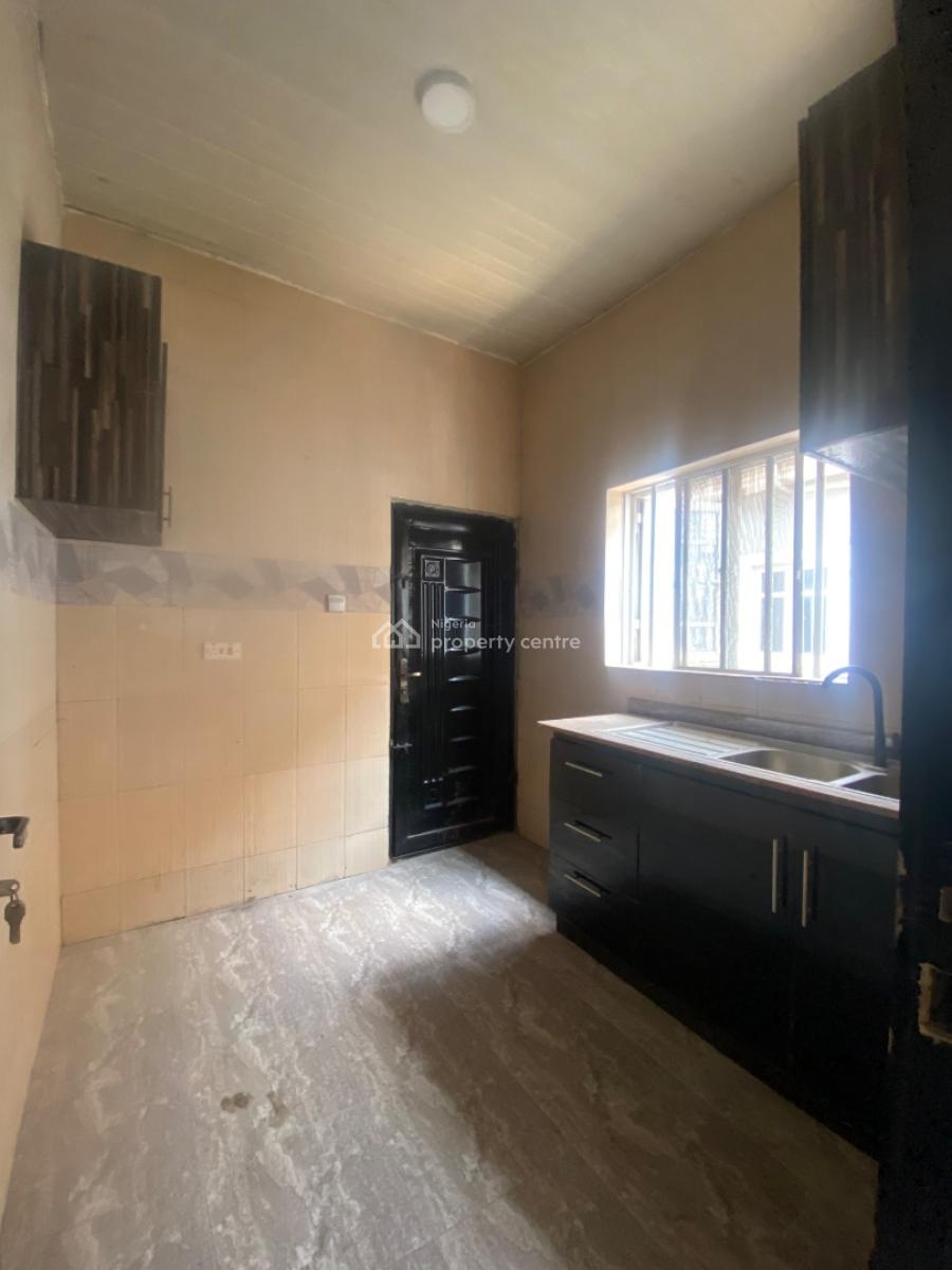 2 Bedroom Apartment, Ogombo, Ajah, Lagos, Flat / Apartment for Rent