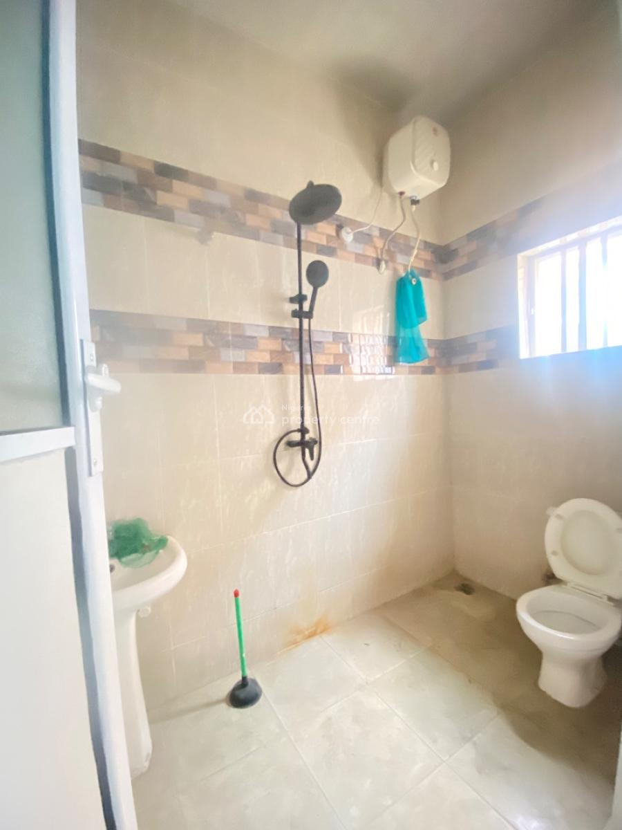 2 Bedroom Apartment, Ogombo, Ajah, Lagos, Flat / Apartment for Rent