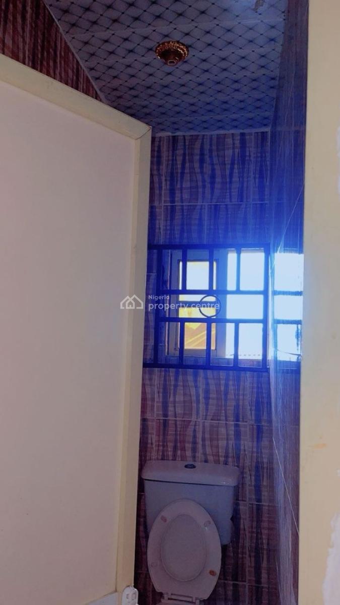 2 Bedroom Flat Upstairs, Royal Palmwill Estate, Badore, Ajah, Lagos, Flat / Apartment for Rent