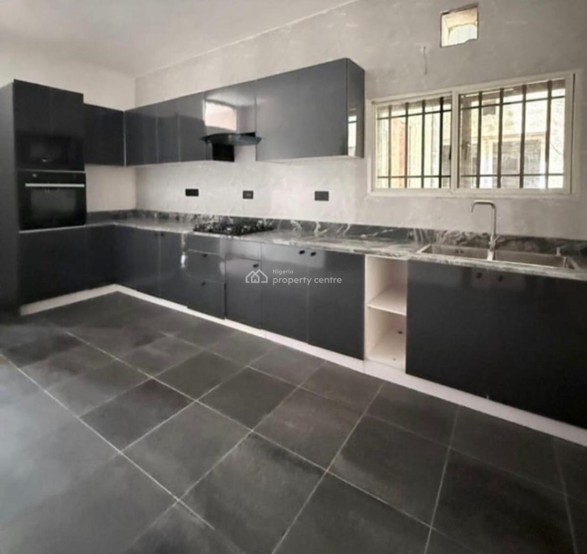 3-bedroom Apartment, Lekki Phase 1, Lekki, Lagos, Flat / Apartment for Rent