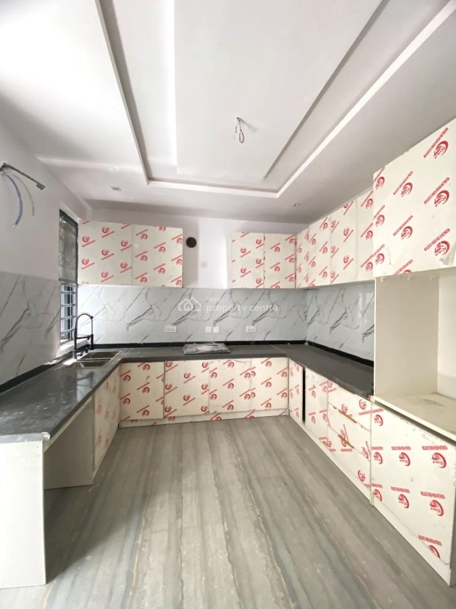 2 Bedroom Serviced Apartment, Ologolo, Lekki, Lagos, Flat / Apartment for Sale