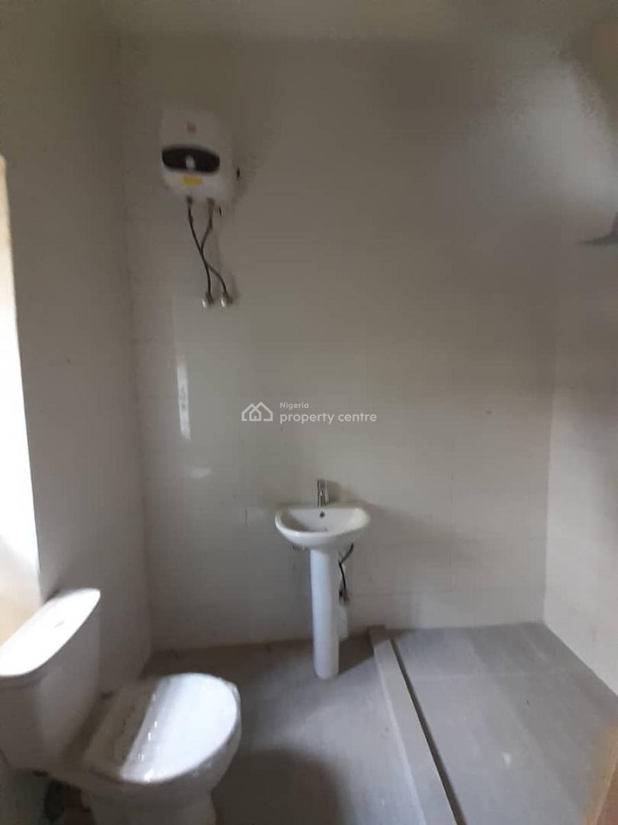 2 Bedroom Apartment, Lekki Scheme2 Peninsula Estate, Lekki, Lagos, Flat / Apartment for Sale