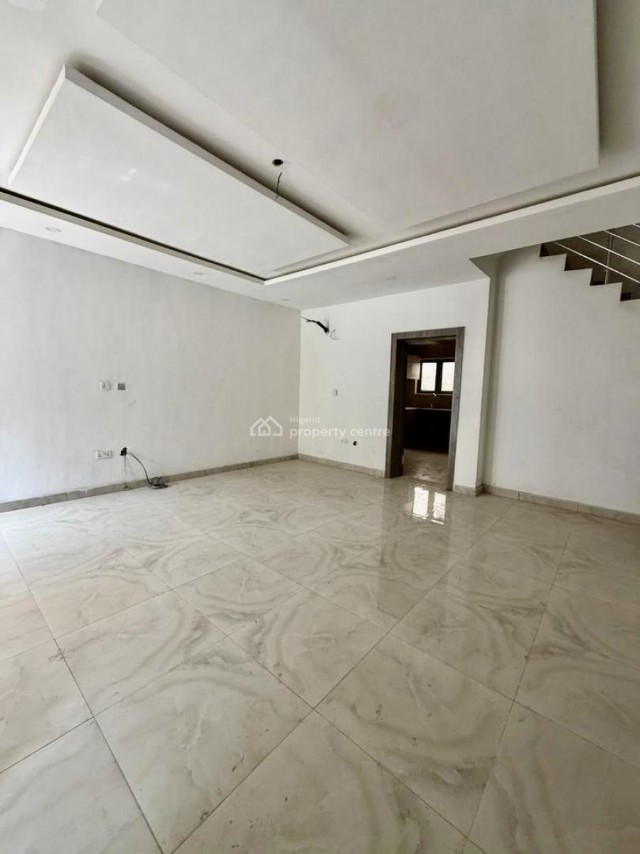 Spacious and Affordable  Plus B Q, Off Gbangbala Road, Ikate Elegushi, Lekki, Lagos, Terraced Duplex for Rent