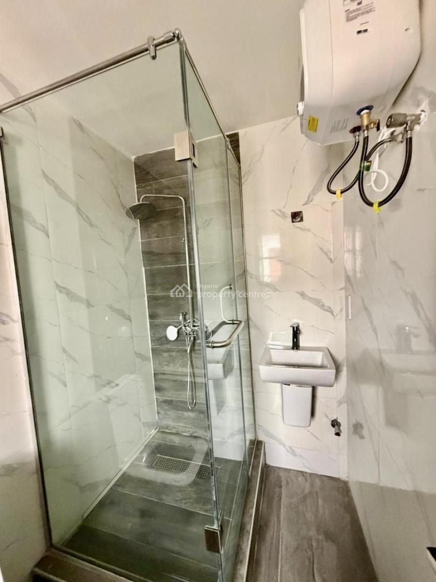 Spacious and Affordable  Plus B Q, Off Gbangbala Road, Ikate Elegushi, Lekki, Lagos, Terraced Duplex for Rent