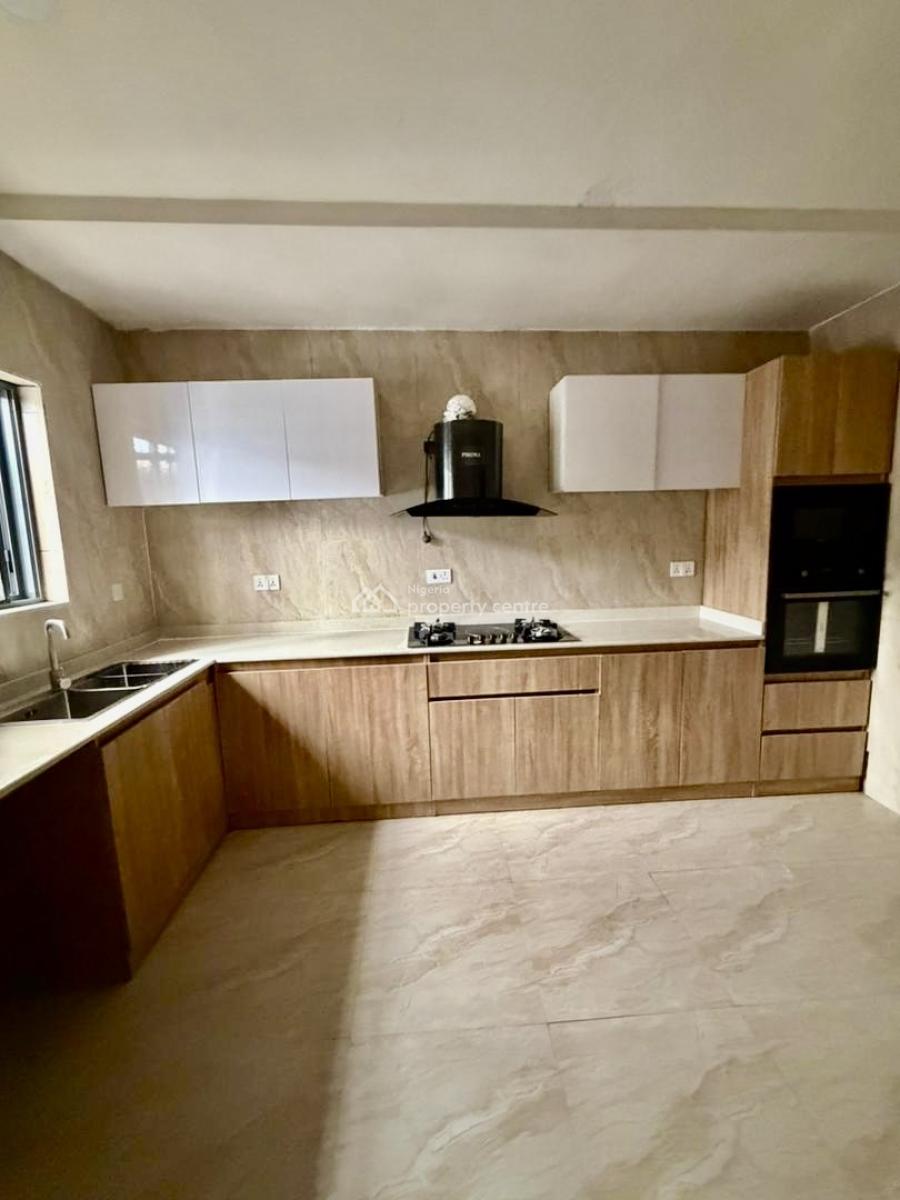 Spacious and Affordable  Plus B Q, Off Gbangbala Road, Ikate Elegushi, Lekki, Lagos, Terraced Duplex for Rent