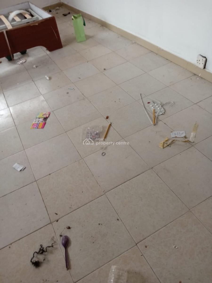 Clean 3 Bedroom Flat with 3 Toilets / 2 Baths, Ground Floor, Oregun, Ikeja, Lagos, House for Rent