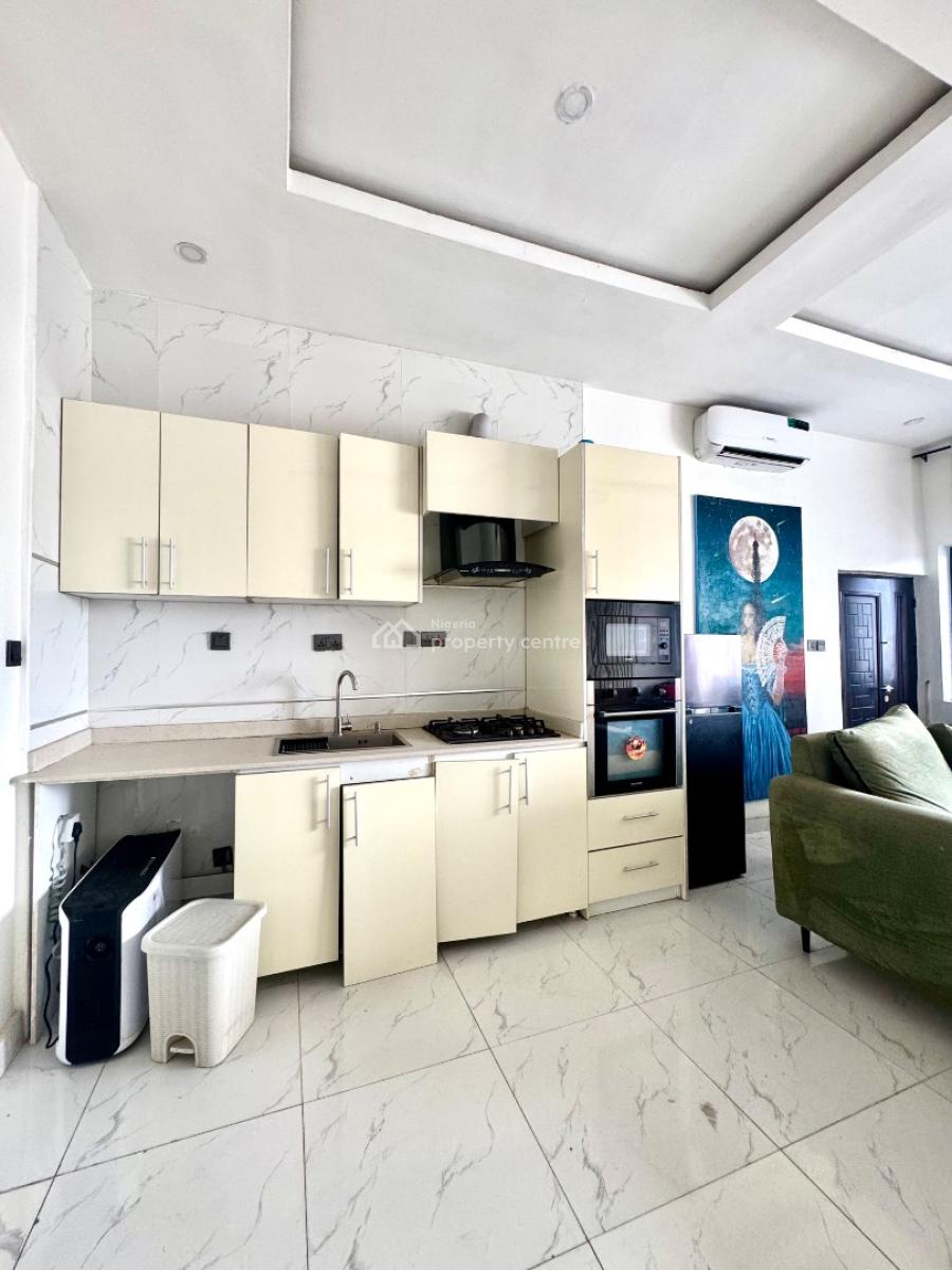 1 Bedroom Apartment, Ologolo, Lekki, Lagos, Mini Flat (room and Parlour) for Sale