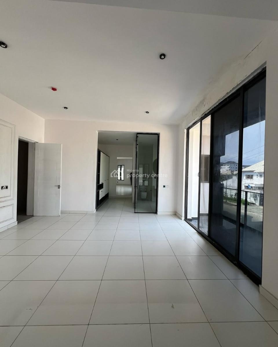 4 Bedroom Maisonette, Admiralty Way, Lekki Phase 1, Lekki, Lagos, Flat / Apartment for Rent