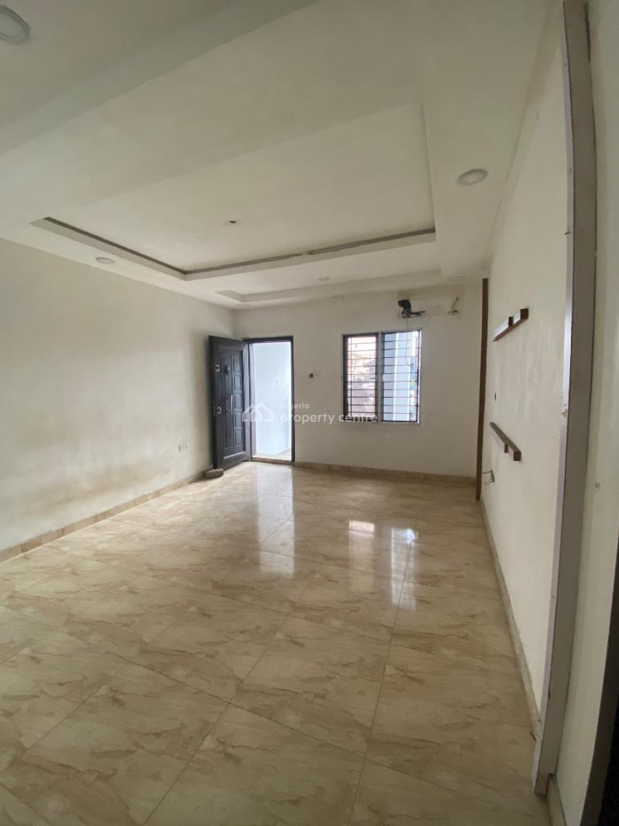 2 Bedroom Flat, Lekki Phase 1, Lekki, Lagos, Flat / Apartment for Rent