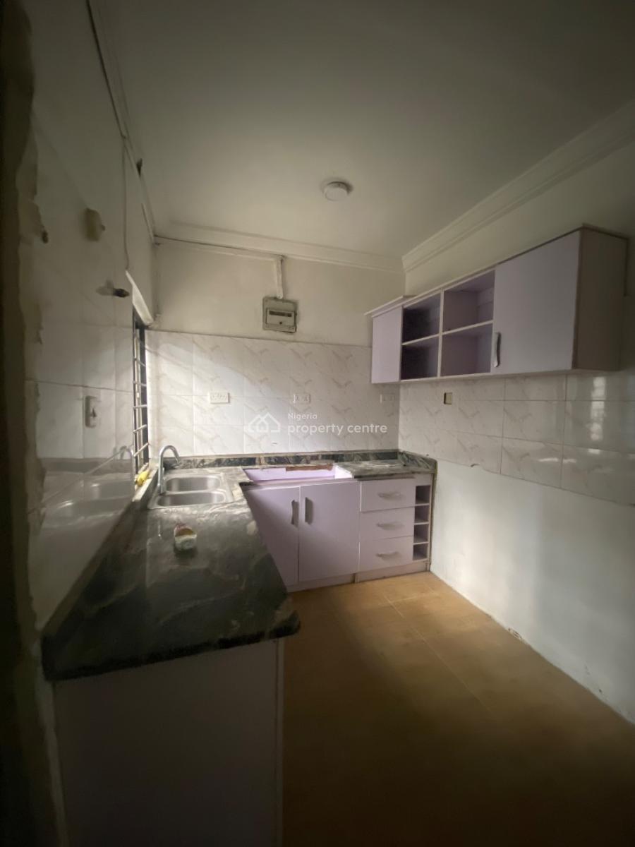 2 Bedroom Flat, Lekki Phase 1, Lekki, Lagos, Flat / Apartment for Rent