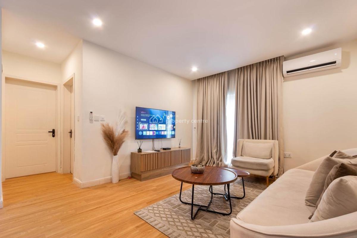 Lush 1 Bedroom Apartment with Swimming Pool and Gym, Off Admiralty Way, Lekki Phase 1, Lekki, Lagos, Mini Flat (room and Parlour) Short Let