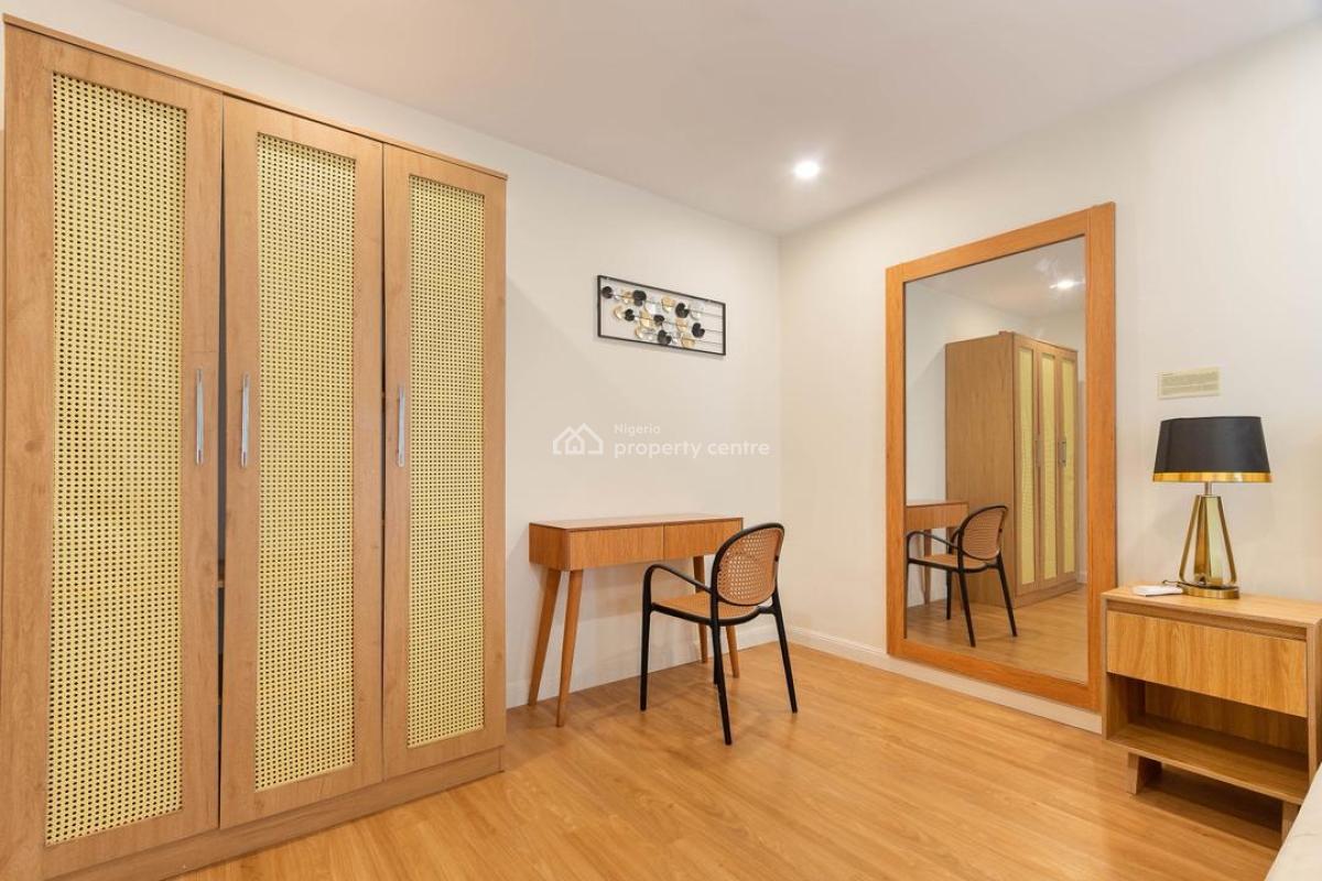 Lush 1 Bedroom Apartment with Swimming Pool and Gym, Off Admiralty Way, Lekki Phase 1, Lekki, Lagos, Mini Flat (room and Parlour) Short Let