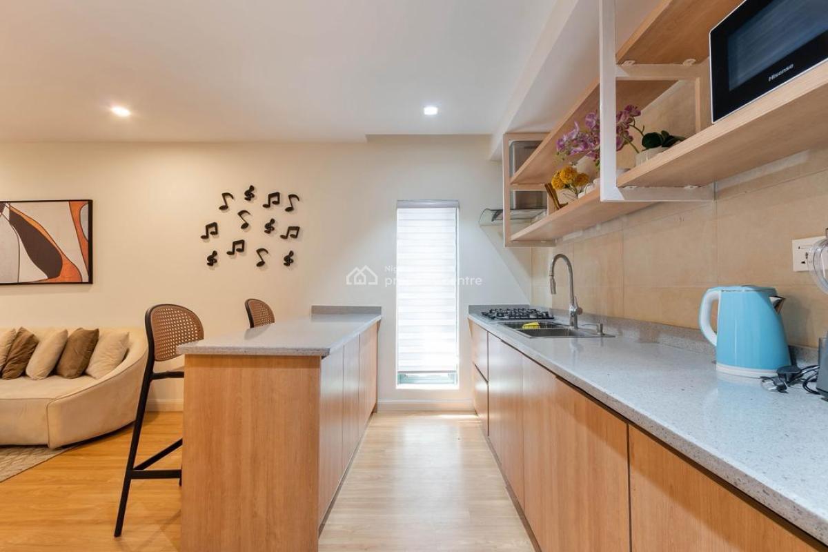 Lush 1 Bedroom Apartment with Swimming Pool and Gym, Off Admiralty Way, Lekki Phase 1, Lekki, Lagos, Mini Flat (room and Parlour) Short Let