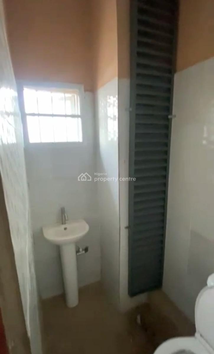 Spacious Standard One Bedroom Apartment, Onike, Iwaya, Yaba, Lagos, Mini Flat (room and Parlour) for Rent