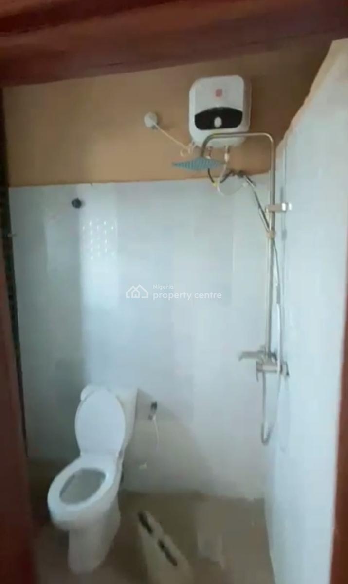 Spacious Standard One Bedroom Apartment, Onike, Iwaya, Yaba, Lagos, Mini Flat (room and Parlour) for Rent