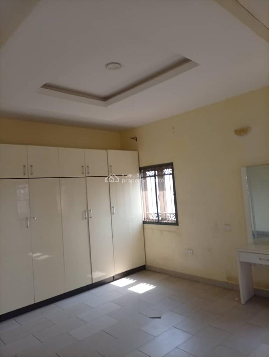 a Self Compound 4 Bedroom Duplex, Alpha Grace Est, Idishin, Jericho, Ibadan, Oyo, Detached Duplex for Rent