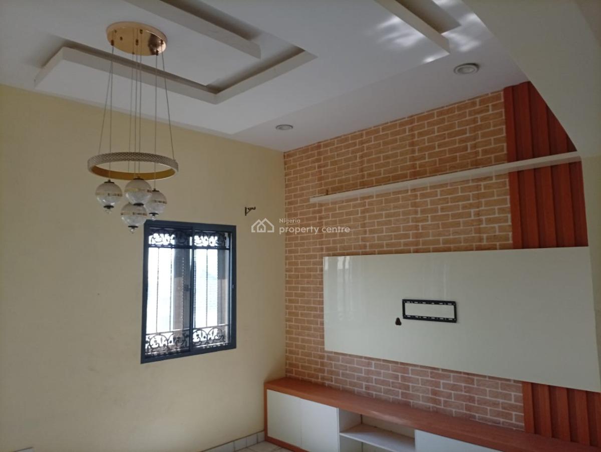 a Self Compound 4 Bedroom Duplex, Alpha Grace Est, Idishin, Jericho, Ibadan, Oyo, Detached Duplex for Rent