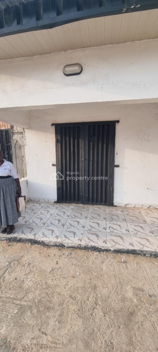 Newly Built and Sharp Shop Space, Okun-ajah Avista Beach, Ajah, Lagos, Shop for Rent